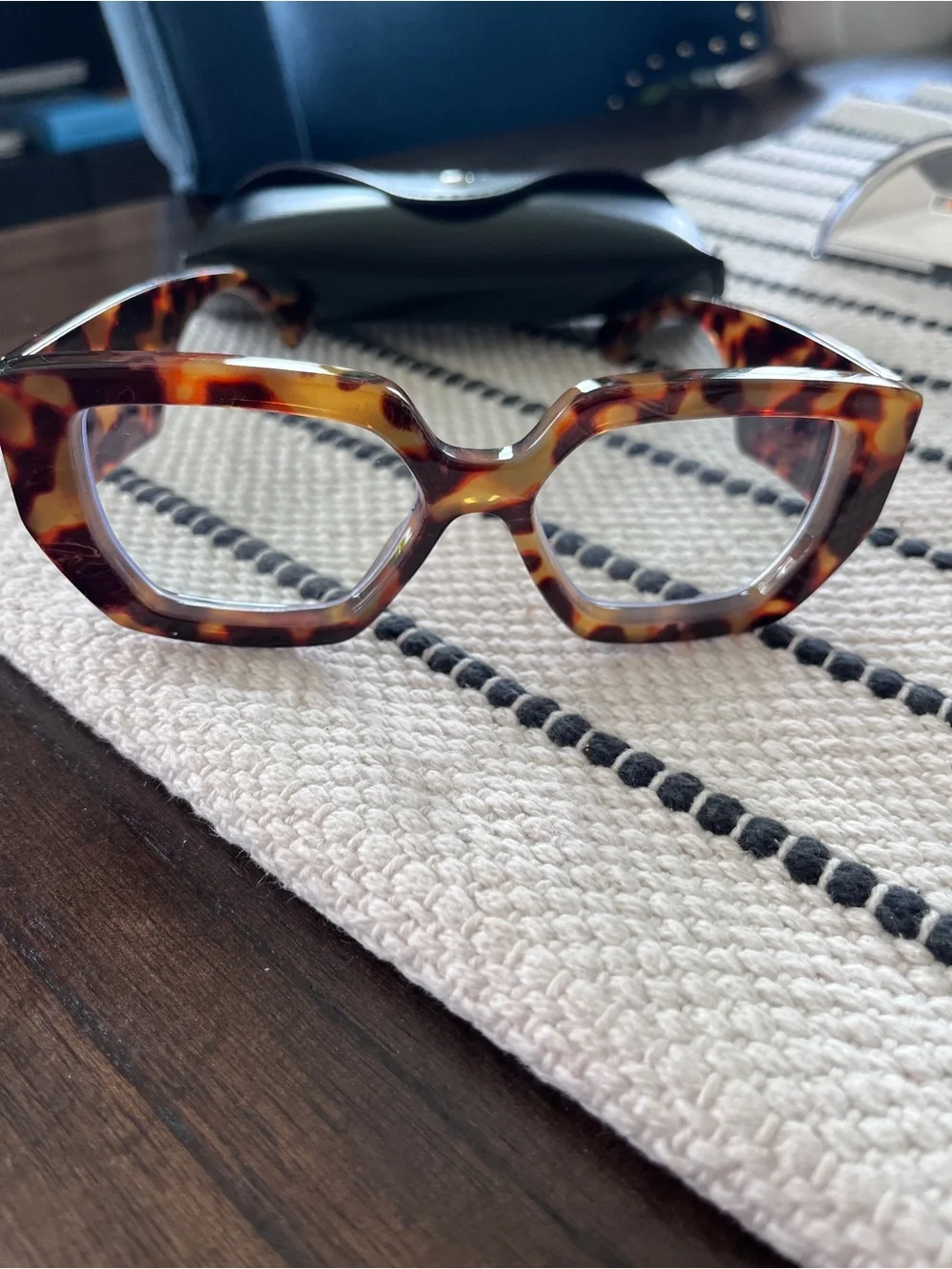 SHEIN Women's Tortoise Square Chunky Eyeglasses - Brown